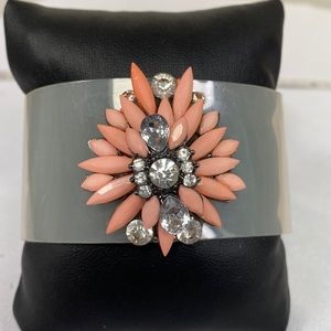 Beautiful transparent jelly bracelet with rhinestones